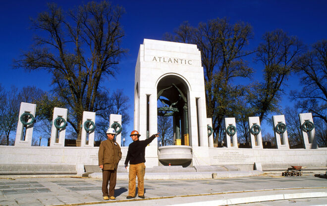 World War II Memorial - Image by Richard Latoff